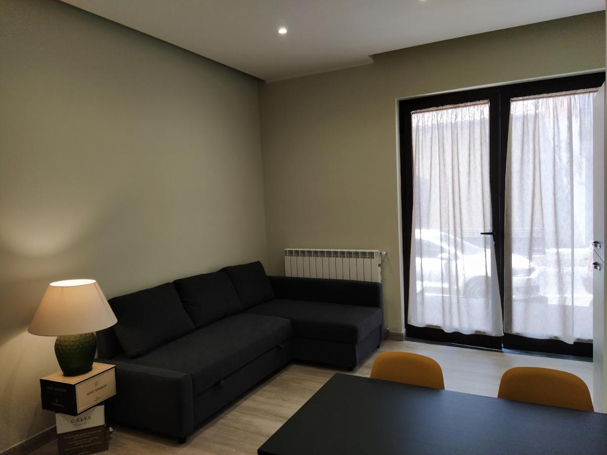 Gelsonero Apartments Ragalna Екстериор снимка